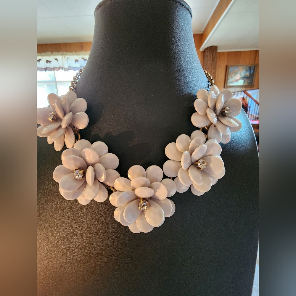 J Crew Grayish Acrylic Flower Statement Necklace